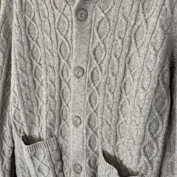 American Eagle Cable Knit Cardigan Sweater Beige Large Unisex - Picture 3 of 6